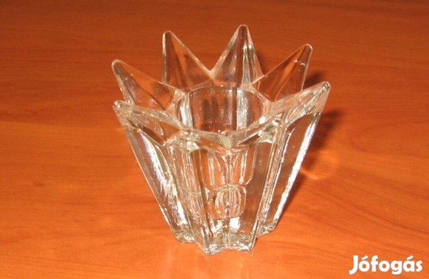 Szép gyertyatartó üvegből