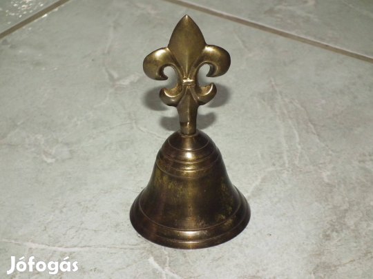 Szép hangon megszólaló csengő réz Cserkészliliomos harang kolomp