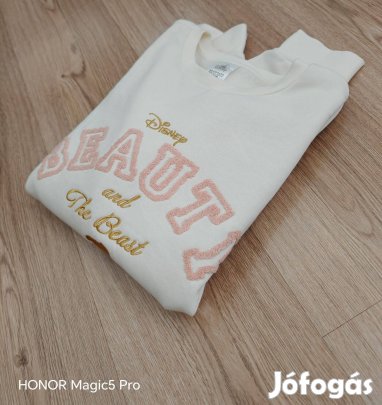 Szépség és a szörnyeteg piha puha női pulcsi Uj állapot