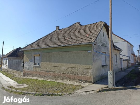 Szeremlén családiház eladó 