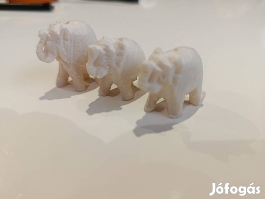 Szerencsehozó elefánt család - 3 db-os faragott kő figura szett