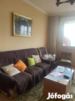 Szerethető, erkélyes panellakás Nyíregyházán, kiváló elhelyezkedéssel!
