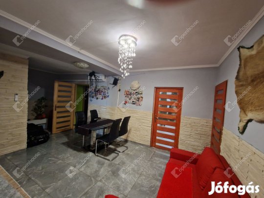 Szerethető otthon keresi új tulajdonosát.