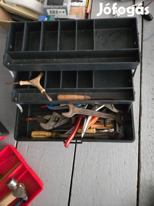 Szerszámok,szerszámosláda eladó