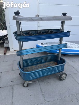 Szerszámos kocsi műhelykocsi tároló 