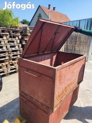 Szerszámos láda vas láda zárható 