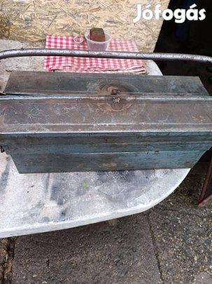 Szerszámosláda eladó