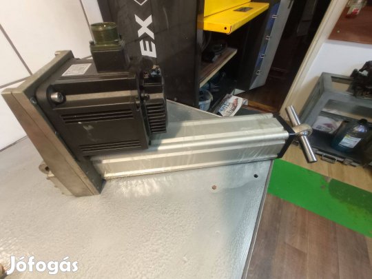 Szervómotor aktuátorral 1.0 kw eladó