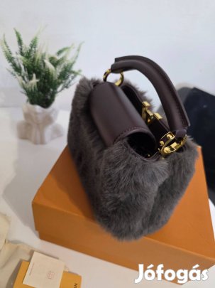 Sziaaztok eldo egy louis vuitton táska nem használt ajándékba kaptuk m
