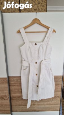 Sziasztok! Eladóvá vált méretporbléma miatt Zarában vásárolt farmer ki