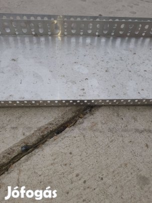 Szigetelés indító profil