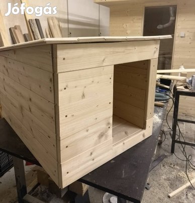 Szigetelt kutyaház 