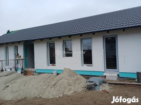 Szigethalomi 86 nm-es ház eladó