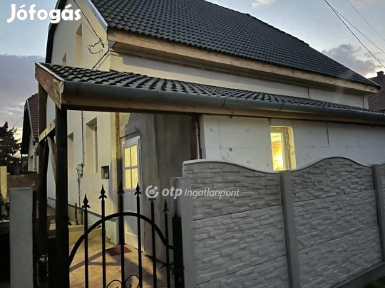 Szigethalomi eladó 220 nm-es ház