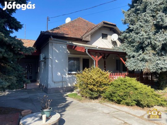 Szigetszentmiklós, Ófaluban kétgenerációs ingatlan! 1128