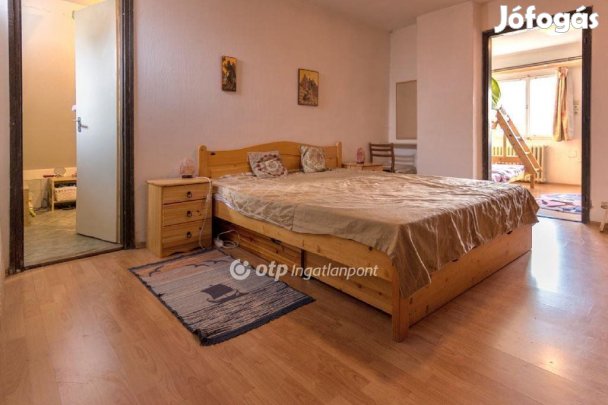 Szigetszentmiklósi 195 nm-es ház eladó