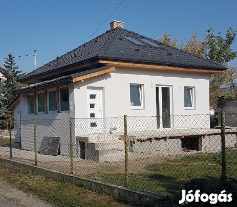 Szigetszentmiklósi eladó 115 nm-es ház