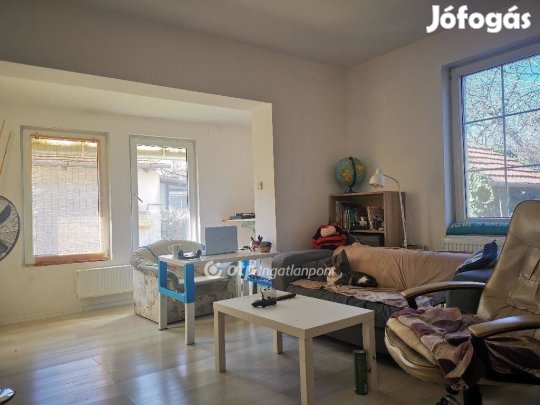 Szigetszentmiklósi eladó 195 nm-es ház