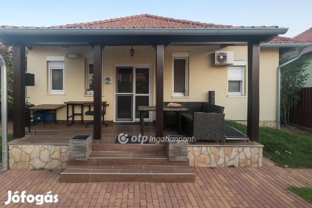 Szigetszentmiklósi eladó 91 nm-es ház
