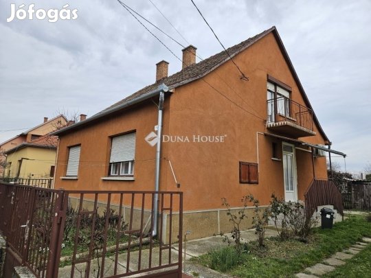 Szigetvári eladó 109 nm-es ház