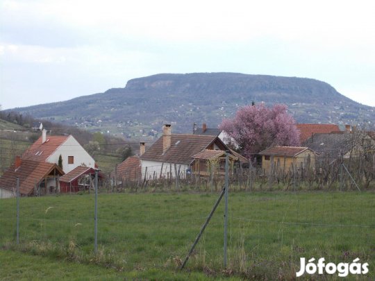 Szigliget panorámás telek sürgősen eladó!