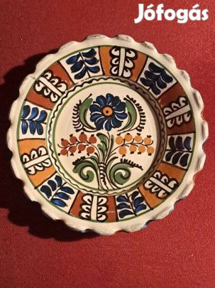 Szignált korondi népi kerámia falitál Molnár Vince, Erdély