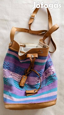 Színes Női Válltáska! - Új & Hibátlan! - Méret 24x18x12cm