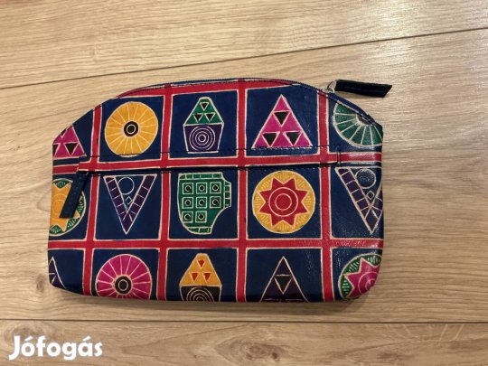 Színes, bőr neszeszer