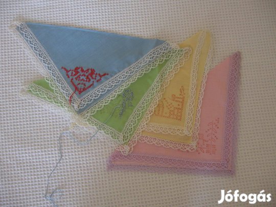 Színes, kihímezhető díszzsebkendők