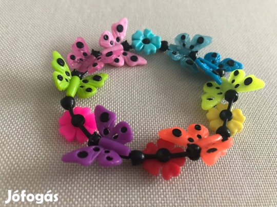 Színes, vidám lepkés kislány karkötő - szétszedhető, átalakítható