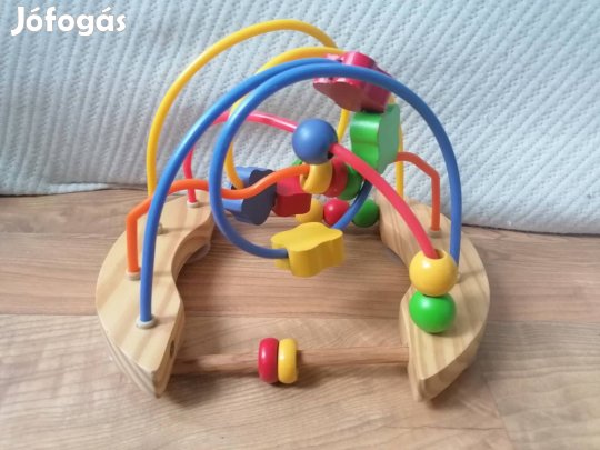 Színes golyóvezető játék