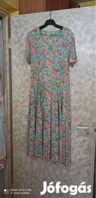 Színes romantikus, virágmintás rövid ujjú nyári ruha 40-42-es