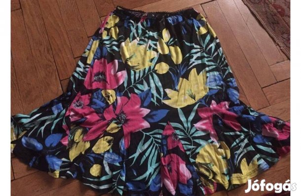 Színes virágos szoknya