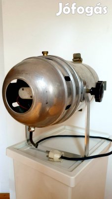 Színházi reflektor 