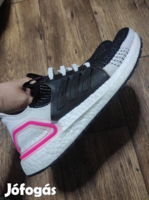 Szinte új Adidas Ultraboots cipő - 40