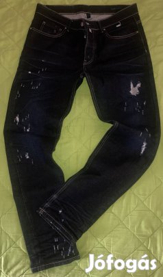 Szinte új Benetton Jeans stílusos direkt szaggatott ffi farmer 