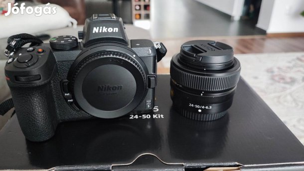 Szinte új Nikon Z5 + Nikon Z 24-50 mm 600 expó 