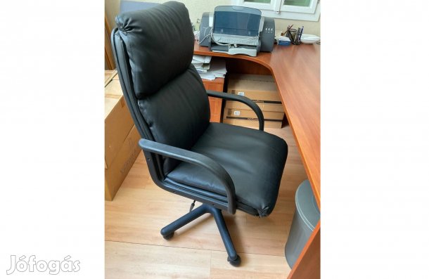 Szinte új, hibátlan irodai dolgozó fotel eladó