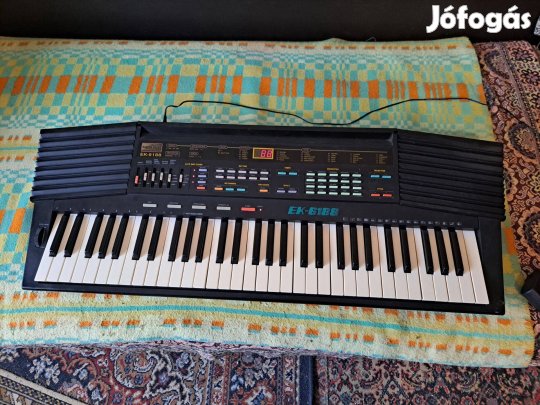 Szintetizátor EK 6188