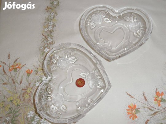 Szív alakú Német üveg bonbonier, dobozka