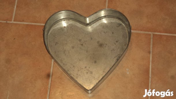 Szív alakú forma sütéshez