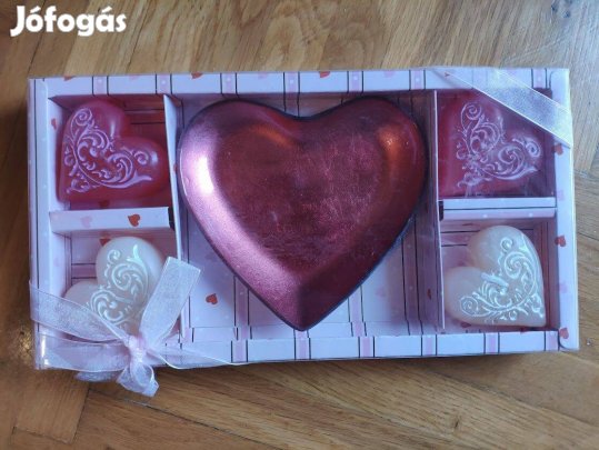Szív alakú gyertya szett szív alakú gyertyatartóval