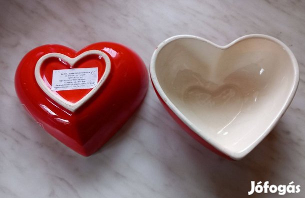 Szív alakú műzlis , kínáló tál - 17 cm átmérő, 8 cm magas - Új