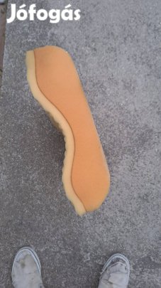 Szivacspárna eladó 