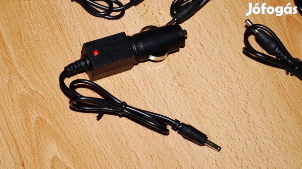 Szivargyújtó adapter