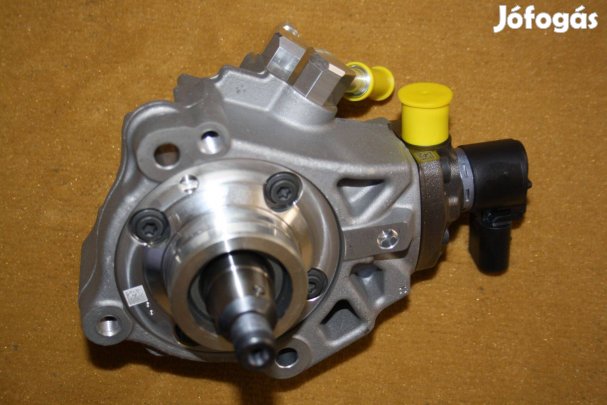 Szivattyú Hyundai KIA 1.6 CRDI 33100-2U000 331002U000