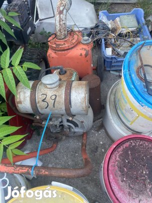 Szivattyú benzinmotoros