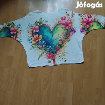 Szivecskés virágos színes olasz cérnakötött pulóver felső Új
