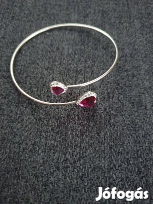 Szíves, merev ezüst karperec