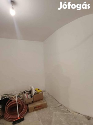 Szoba festés mázolás teljes generál vállalása.